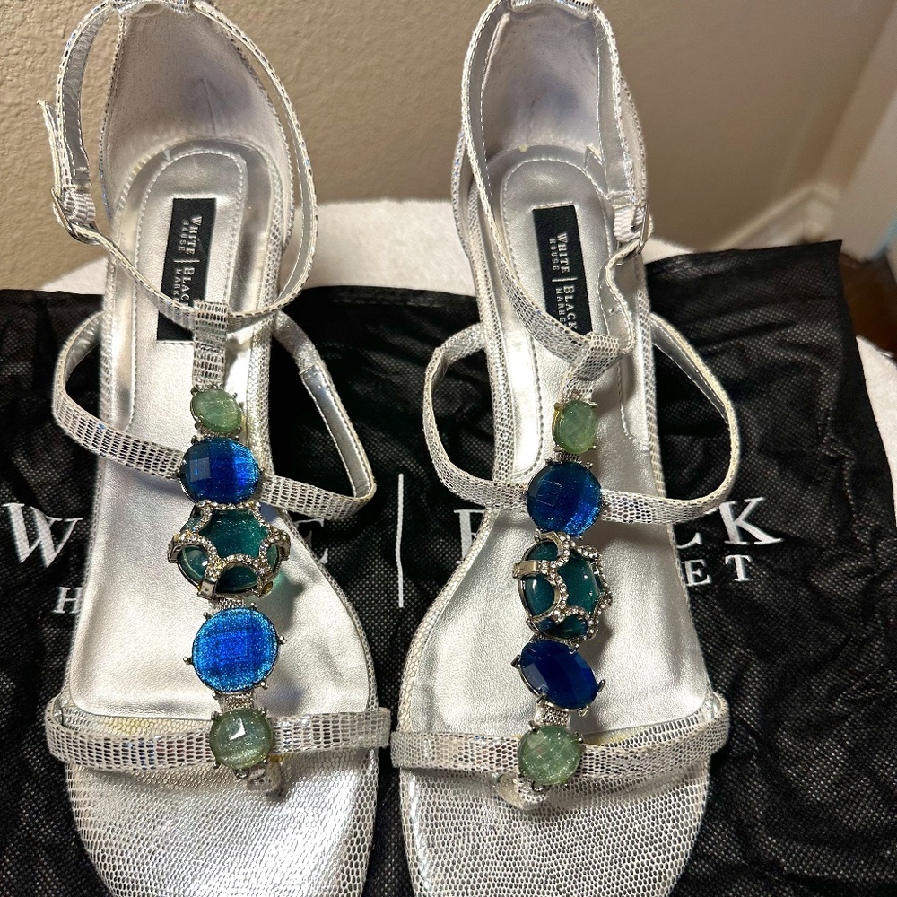White House Black Market Silver Sandals Size 9